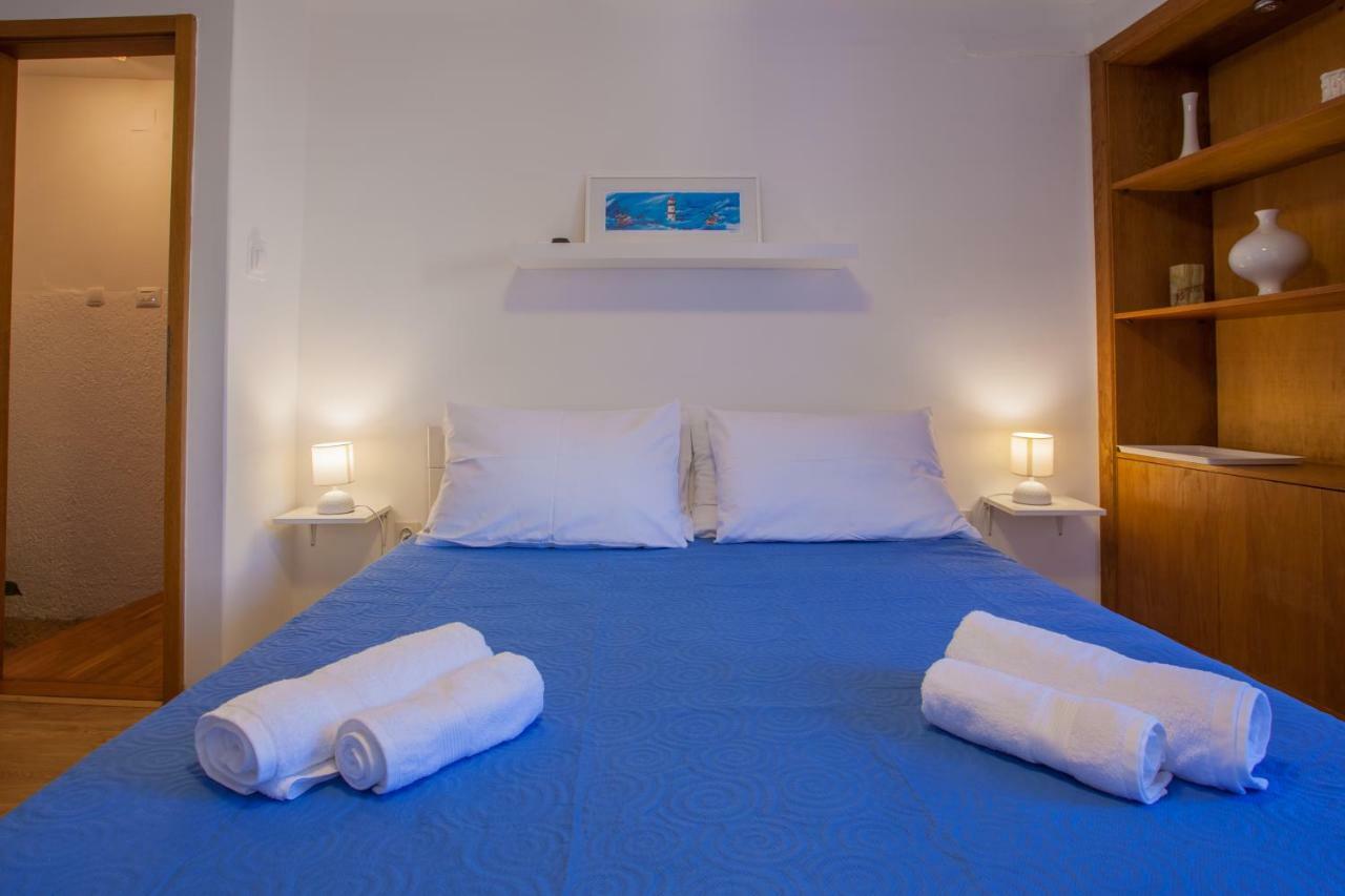 Room M Cres Bagian luar foto